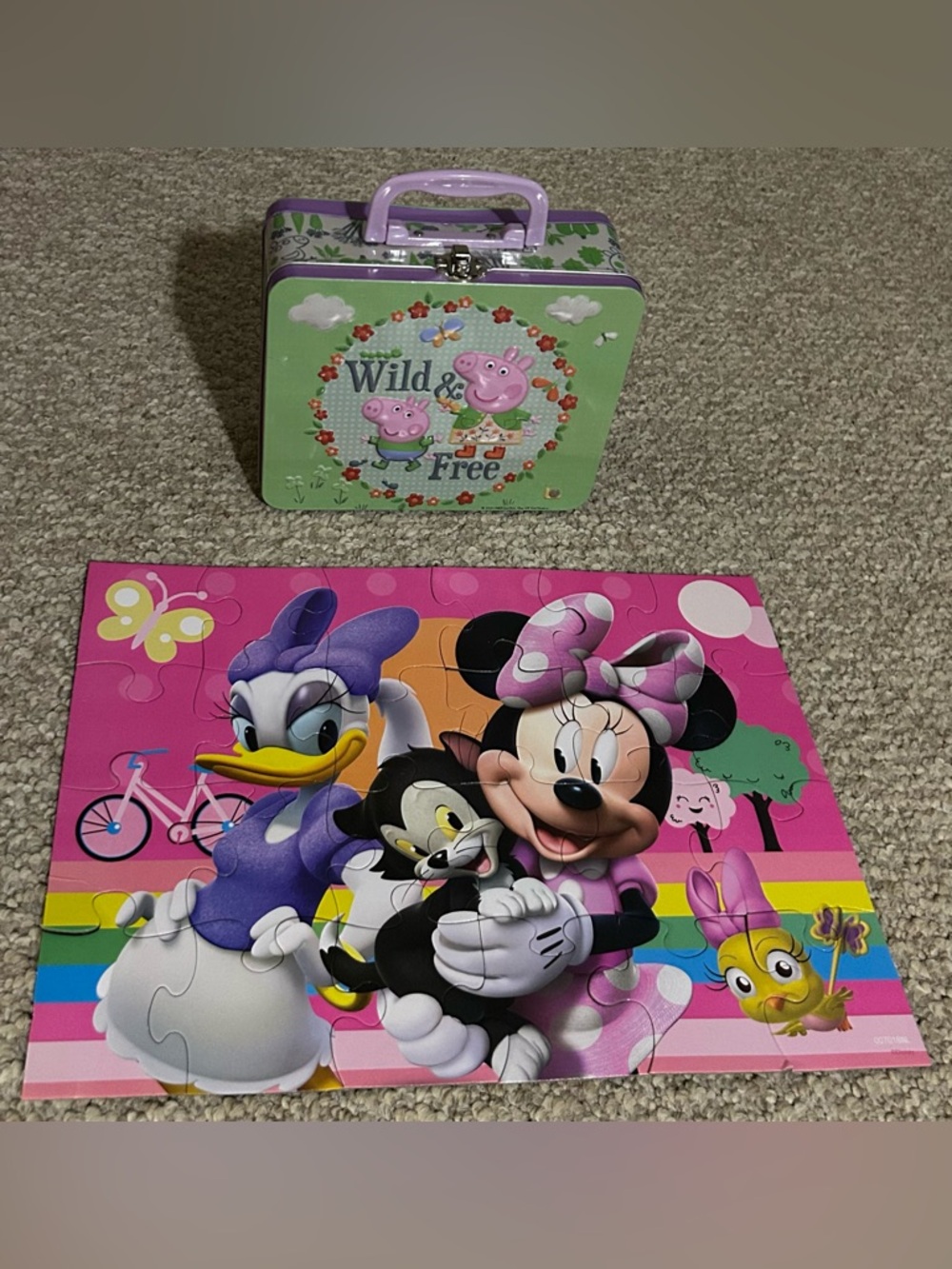 Peppa Pig Green Tin Lunchbox with Minnie Mouse Puzzle